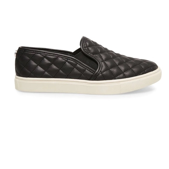 Steve Madden black slip on shoes nwt - Picture 2 of 11
